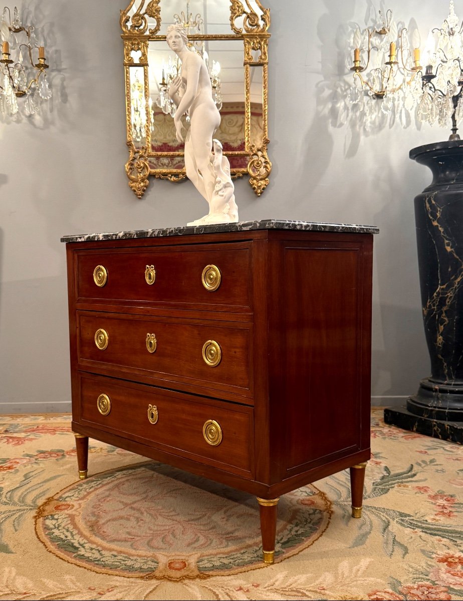 Louis XVI Period Mahogany Chest Of Drawers Circa 1780-photo-2