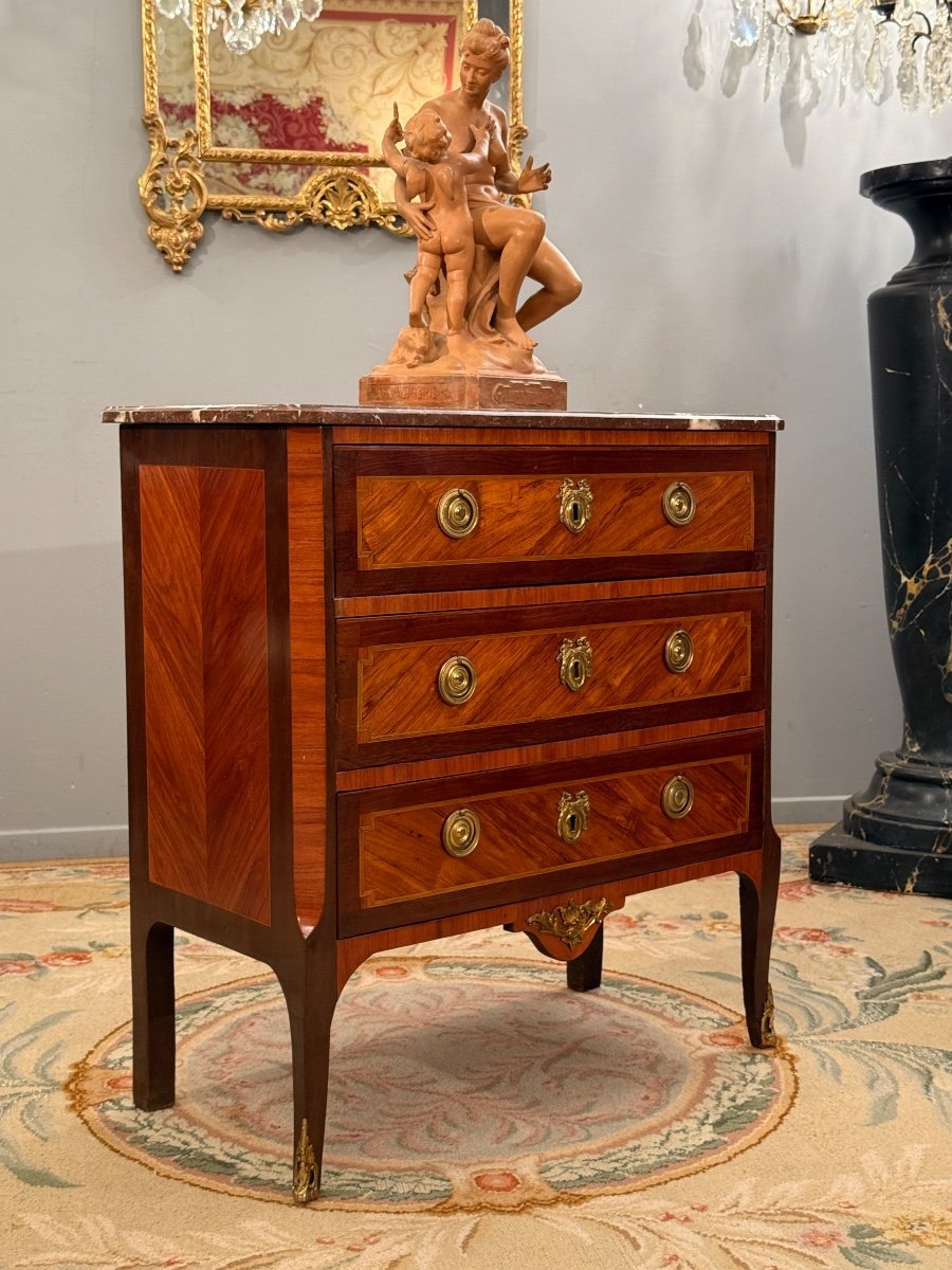 Louis XV Transition Period Marquetry Chest Of Drawers Louis XV Circa 1760