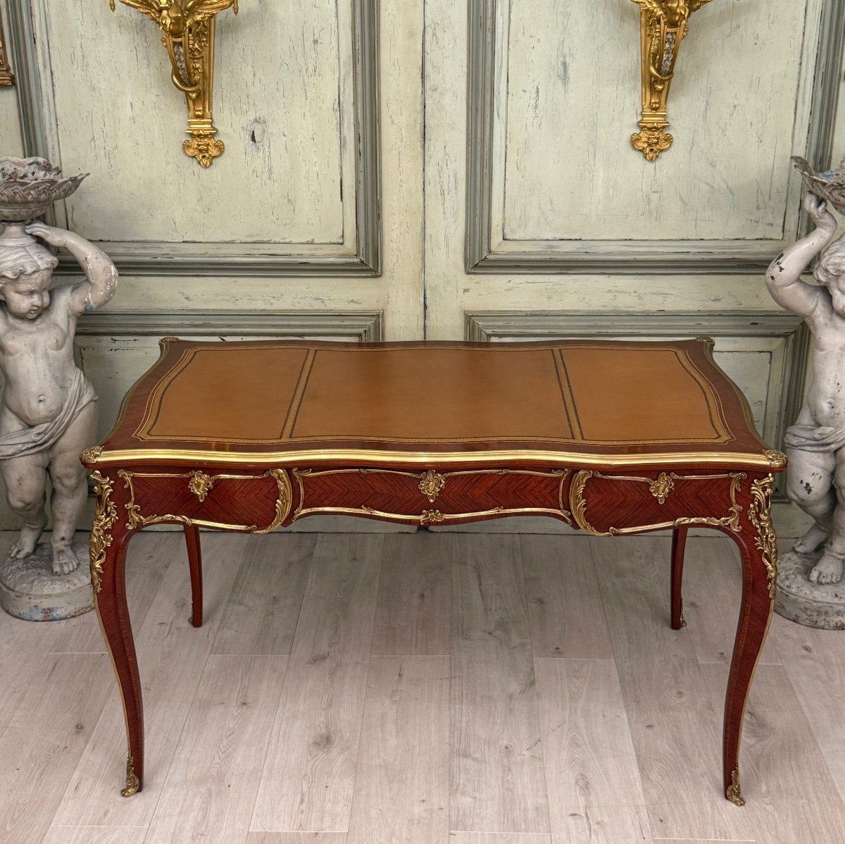 Bureau Plat En Marqueterie De Style Louis XV Travail Du Faubourg Vers 1900-photo-4