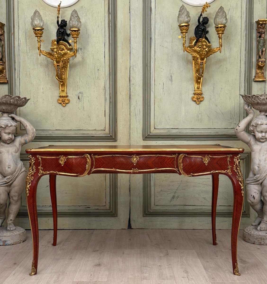 Bureau Plat En Marqueterie De Style Louis XV Travail Du Faubourg Vers 1900-photo-2