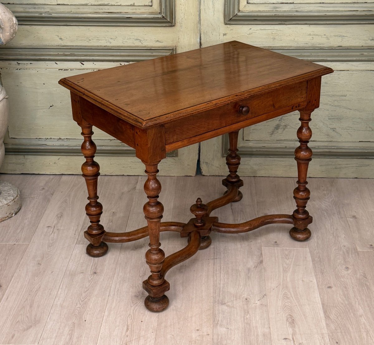 Louis XIV Period 17th Century Walnut Writing Table-photo-3