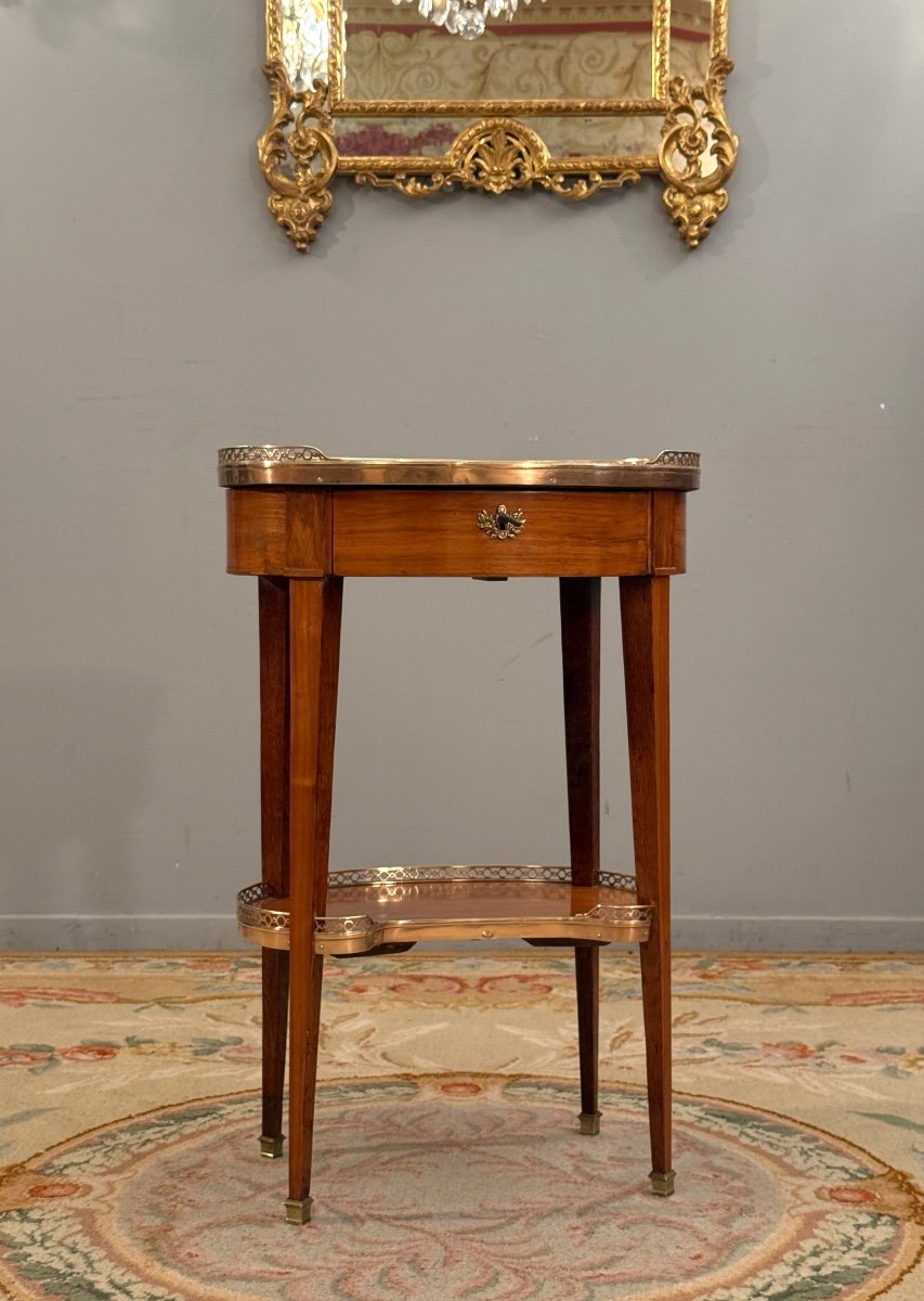 Etienne Avril, Table De Salon Ecritoire Estampillée d'Epoque Louis XVI Vers 1780