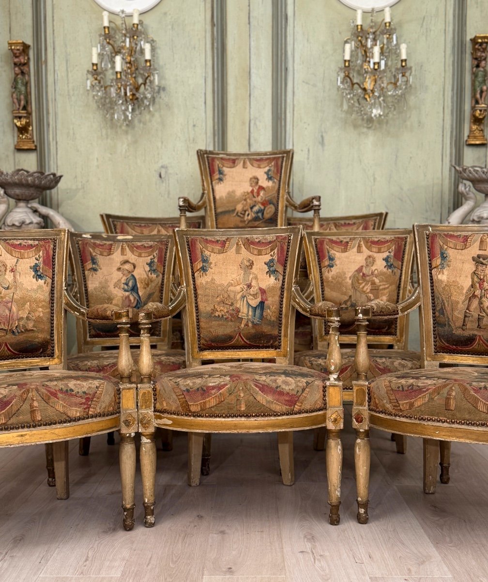 Mobilier De Château En Bois Laqué d'Epoque Directoire Vers 1790