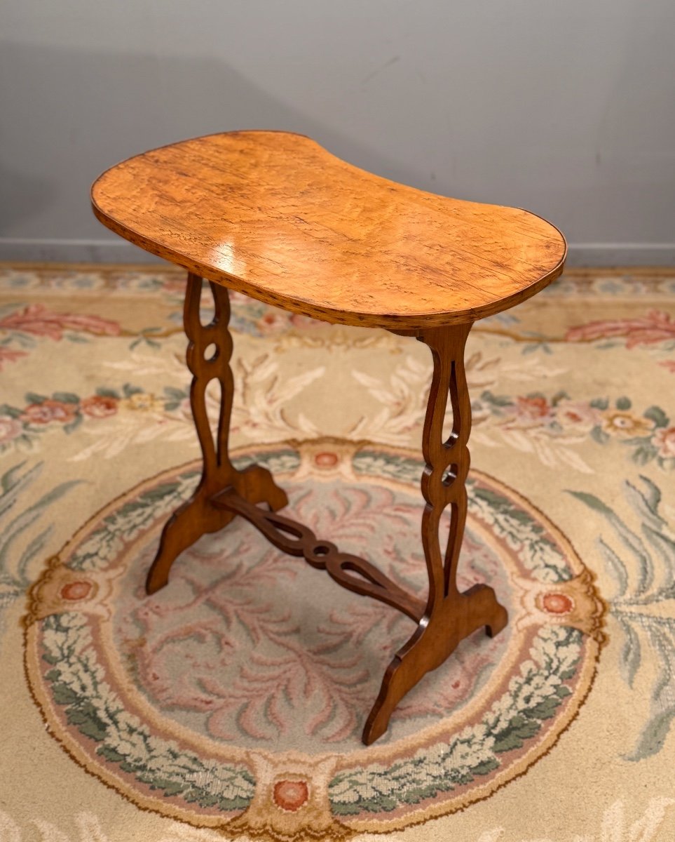 Petite Table  Volante d'Epoque XVIIIème