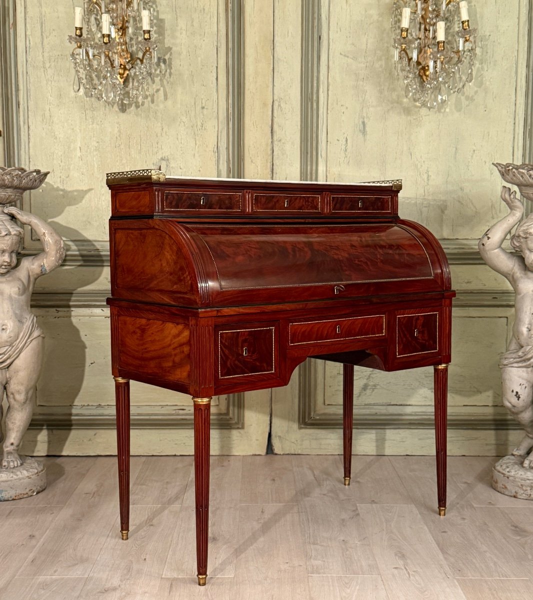 Joseph Viez, Stamped Cylinder Desk From The Louis XVI Period Circa 1785