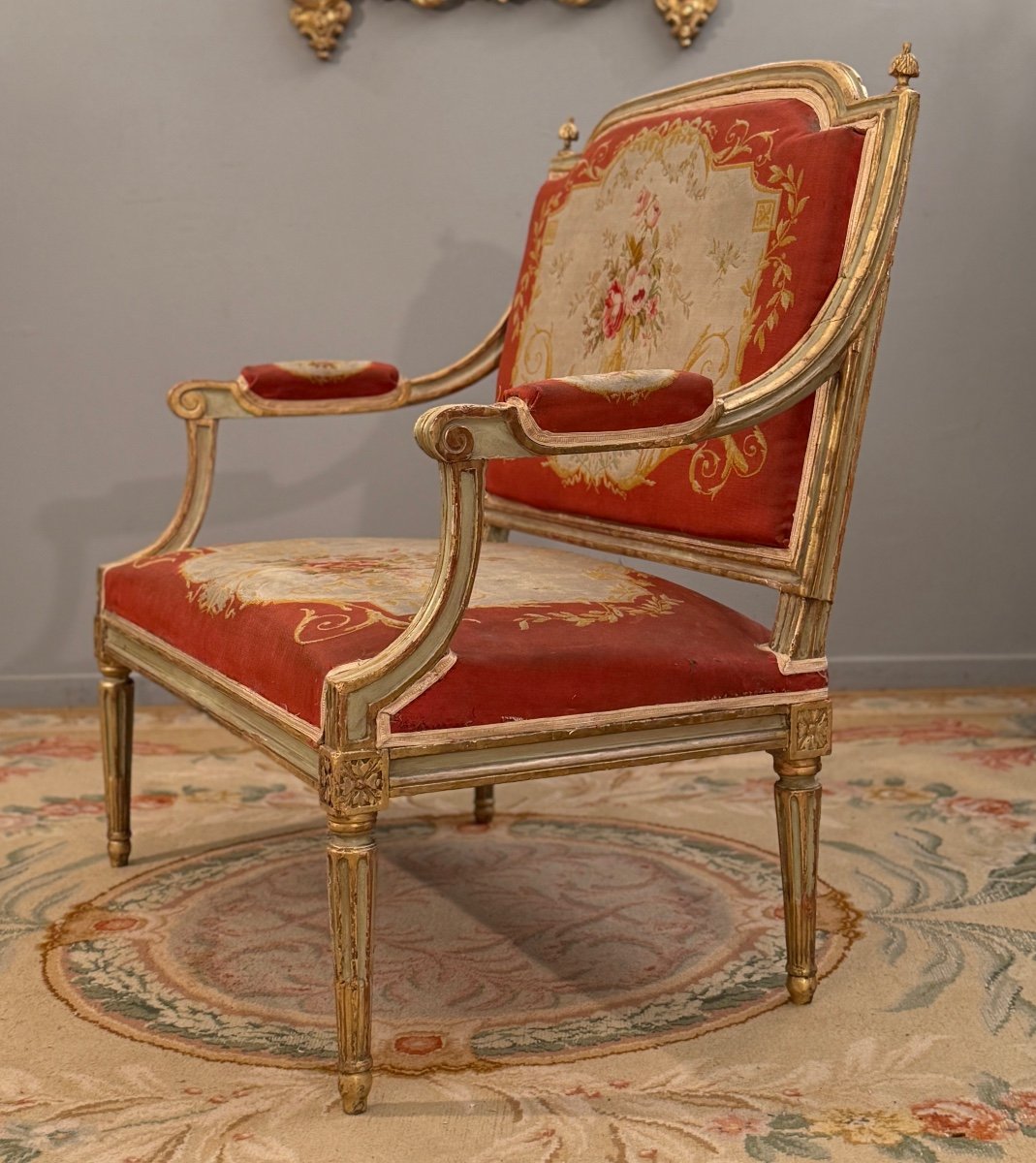 Lacquered Wood Marquise Stamped Louis XVI Period Chateau Furniture, Circa 1780-photo-5