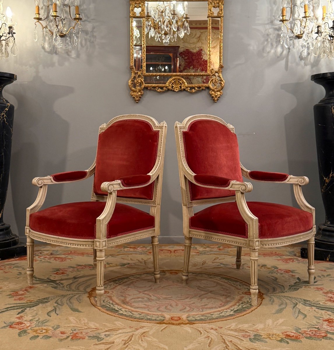 Paire De Fauteuils De Style Louis XVI Vers 1900