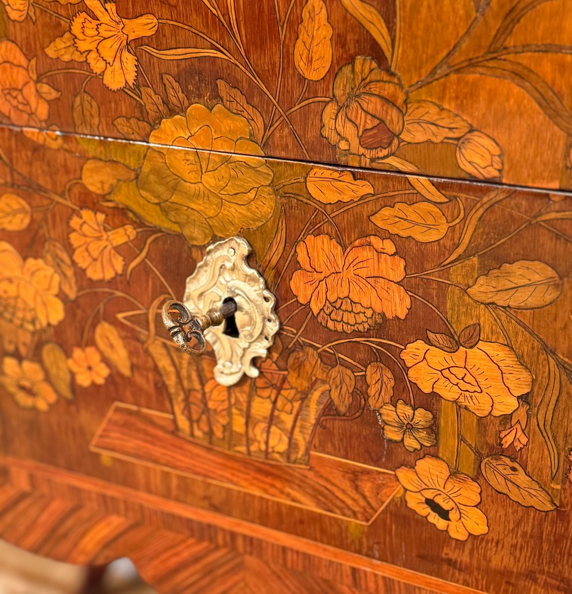 Transition Period Marquetry Chest Of Drawers Circa 1760-photo-1