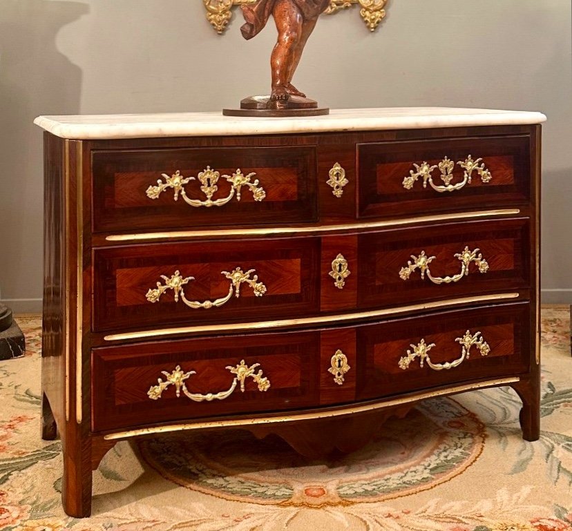 Commode d'Epoque Regence Estampillée XVIIIème Siècle 