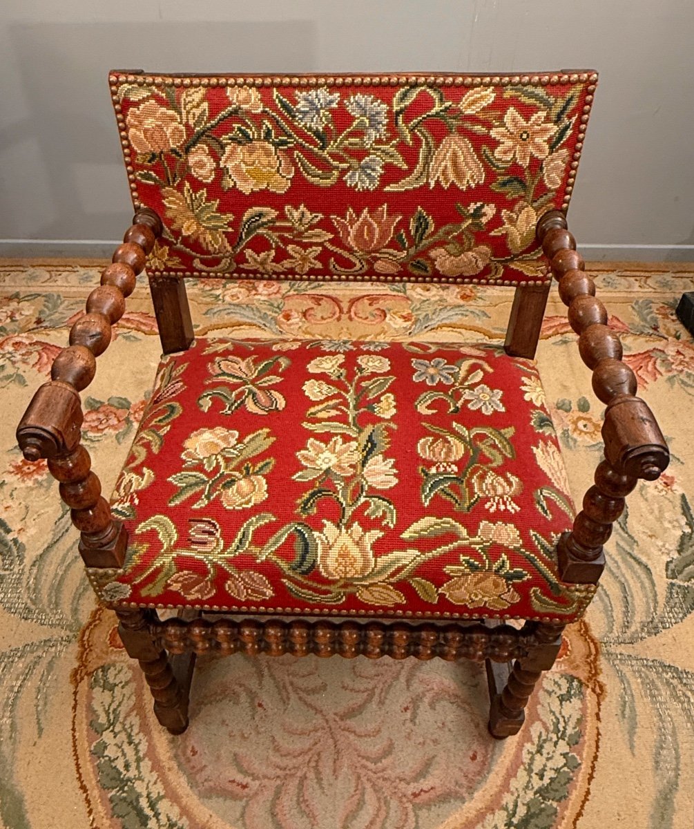 Louis XIV 17th Century Walnut Armchair-photo-3