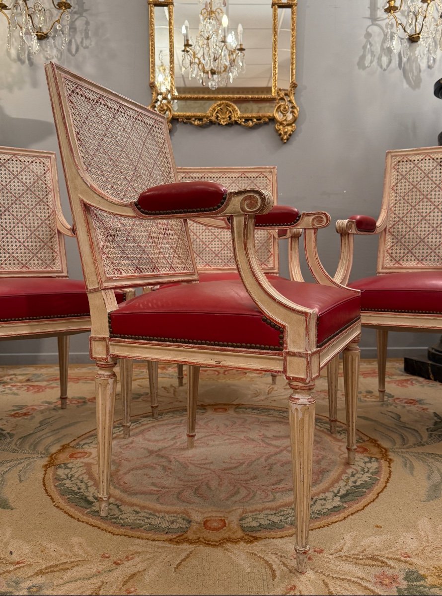 Suite De Quatre Fauteuils De Style Louis XVI Vers 1930-photo-1