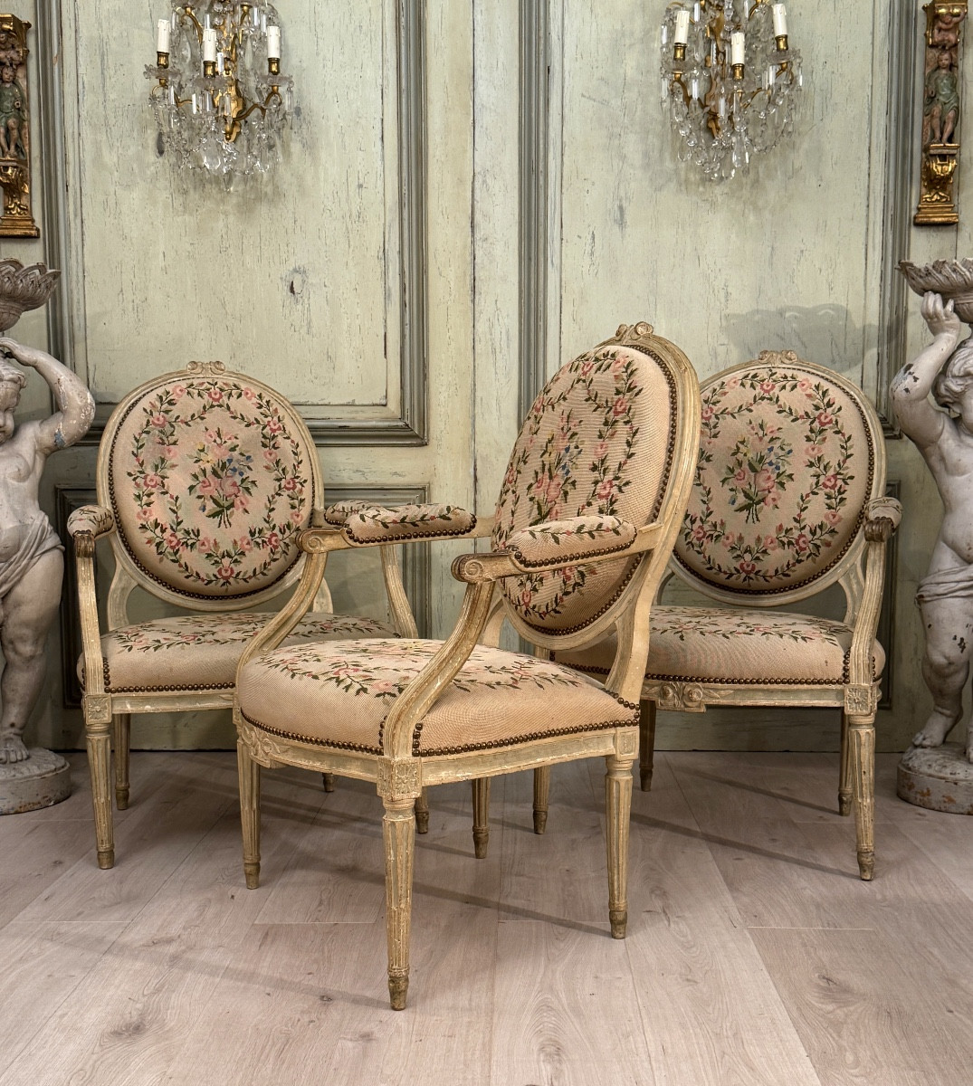 Set Of Three Louis XVI Lacquered Wood Armchairs, Circa 1780-photo-3