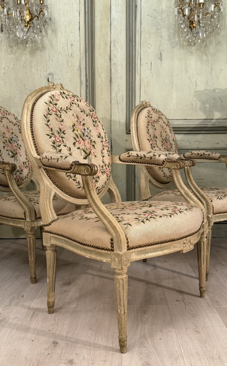 Set Of Three Louis XVI Lacquered Wood Armchairs, Circa 1780-photo-8