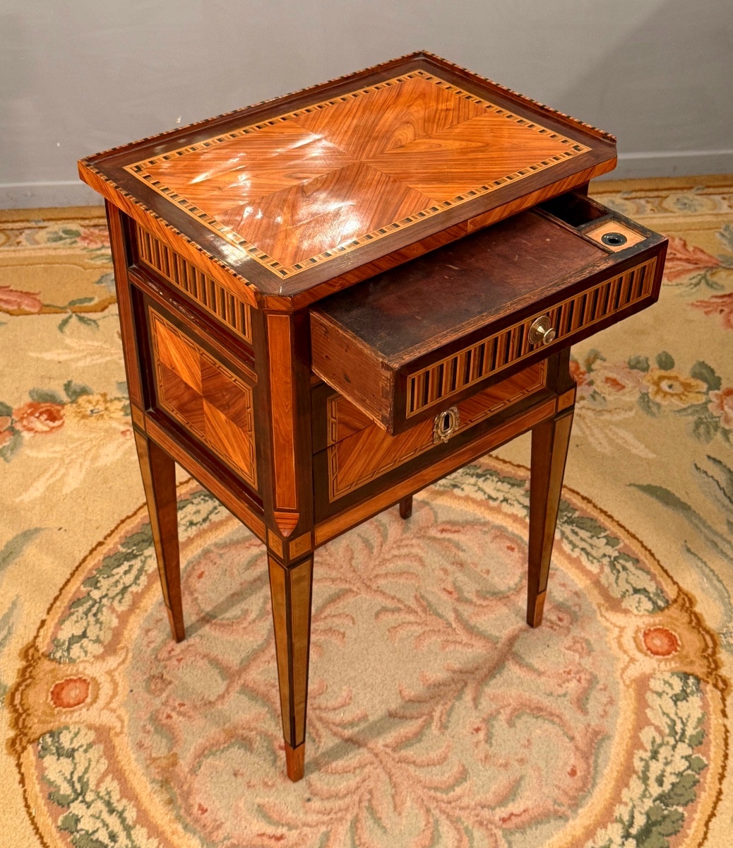 Table De Salon Ecritoire En Marqueterie d'Epoque Louis XVI Vers 1780-photo-1