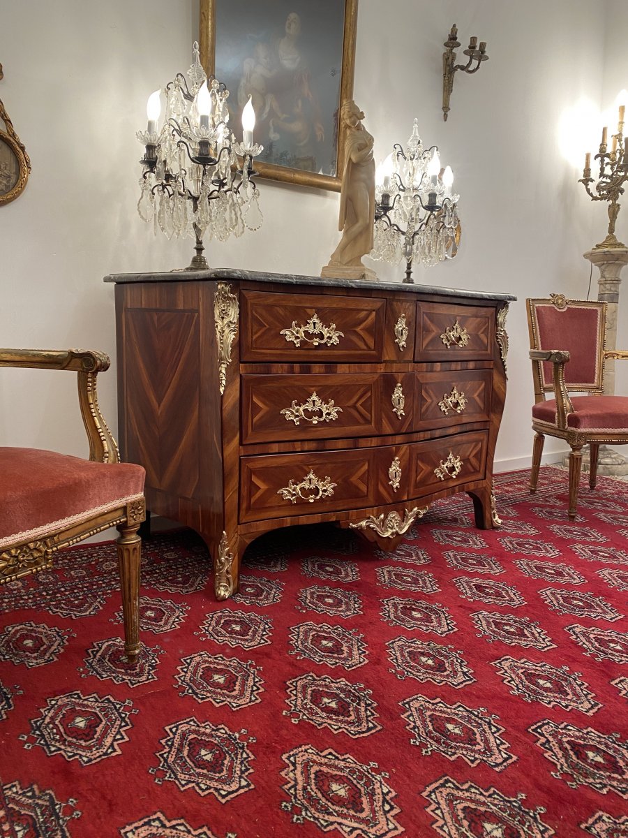 Curved Commode In Marquetry Louis XV Period Around 1730-photo-2