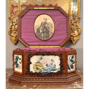Viardot Frères Et Cie, Rare Carved Wooden Box Napoleon III Period Circa 1850