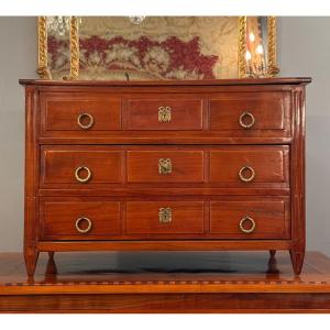 Small Chest Of Drawers Known As Master's Chest In Mahogany From The Louis XVI Period, Circa 1780