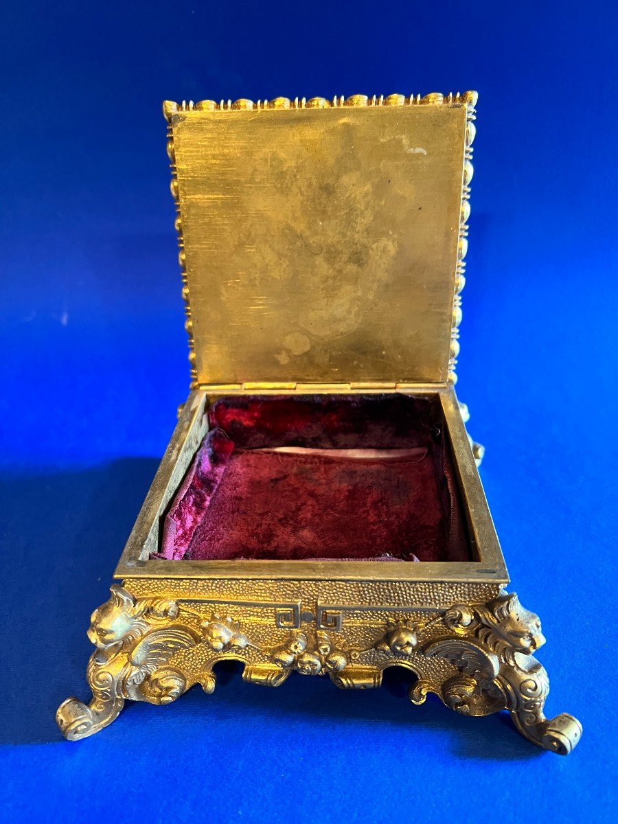 Napoleon Pin Box In Gilt Bronze.-photo-3