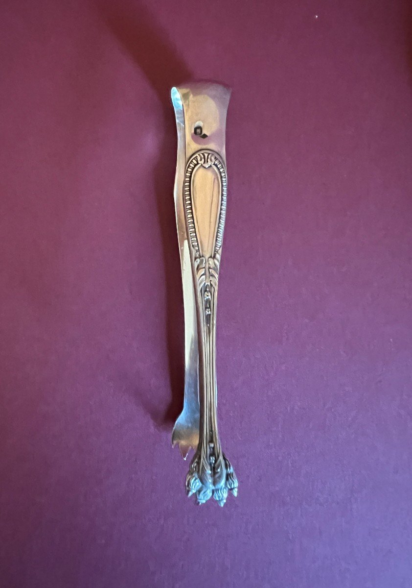 Set Of 12 Silver Teaspoons And Sugar Tongs In Its Original Box. -photo-1