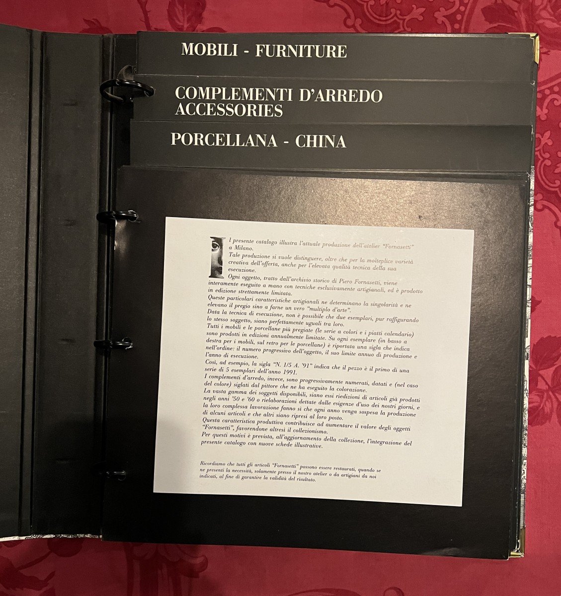 Catalogue/classeur des créations Fornasetti année 1992 pour ventes aux détaillants.-photo-3