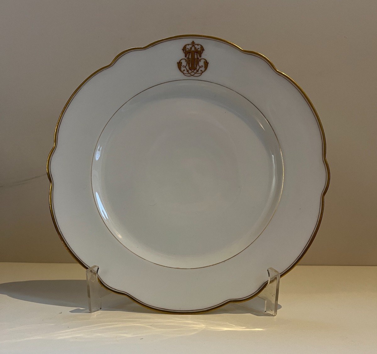 Paris Porcelain Plate From The Early 19th Century, Monogrammed T From The Lefévre Paris Factory.