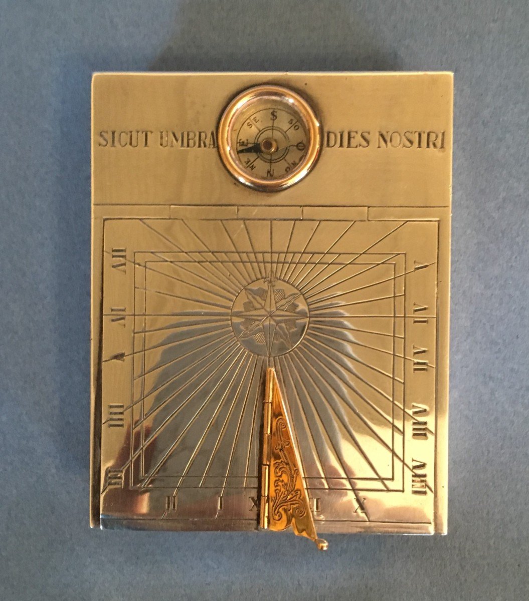 Poudrier Sundial Box In Silver And Gold Signed Mellerio Dit Meller-photo-2