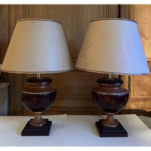 2 Pieds de lampe  des années 80 dans style vasque à l'antique céramique faux bois signé Lancel.