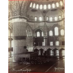 Photographie tirage albuminé de l'" Intérieur de la Mosquée Ahmed"  de Sebah et Joaillier.