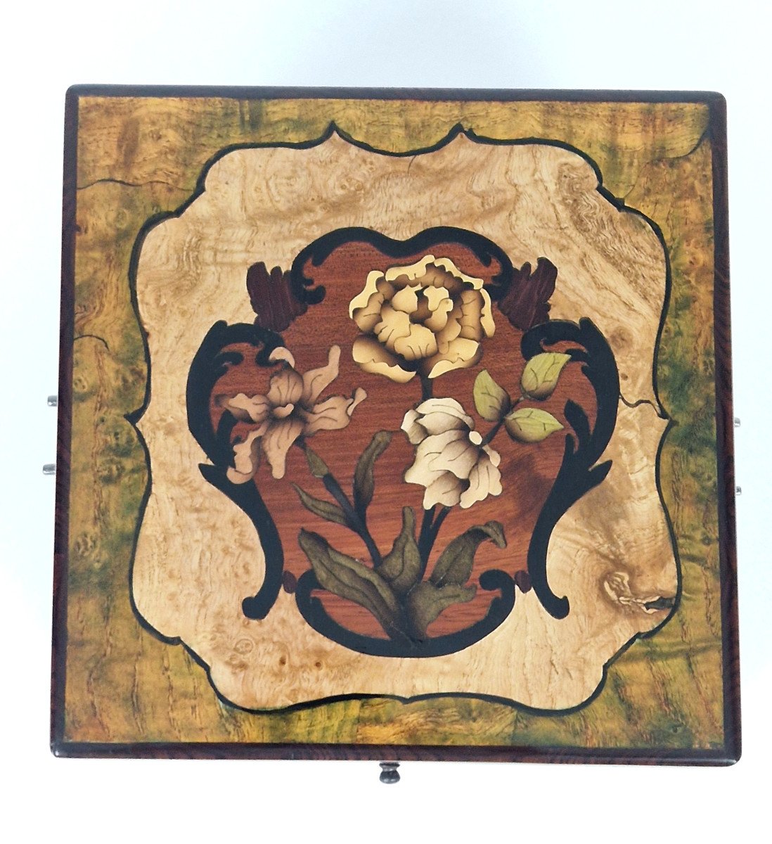 Coffret Marqueté De Fleurs Par Jean François Hache.-photo-5