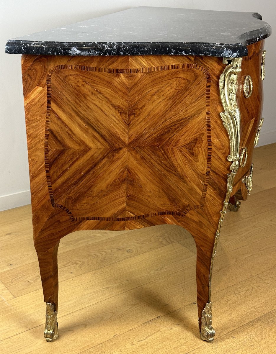 A Louis XV Commode Stamped André-pierre Jacot 18th Century Circa 1766 -1770-photo-4