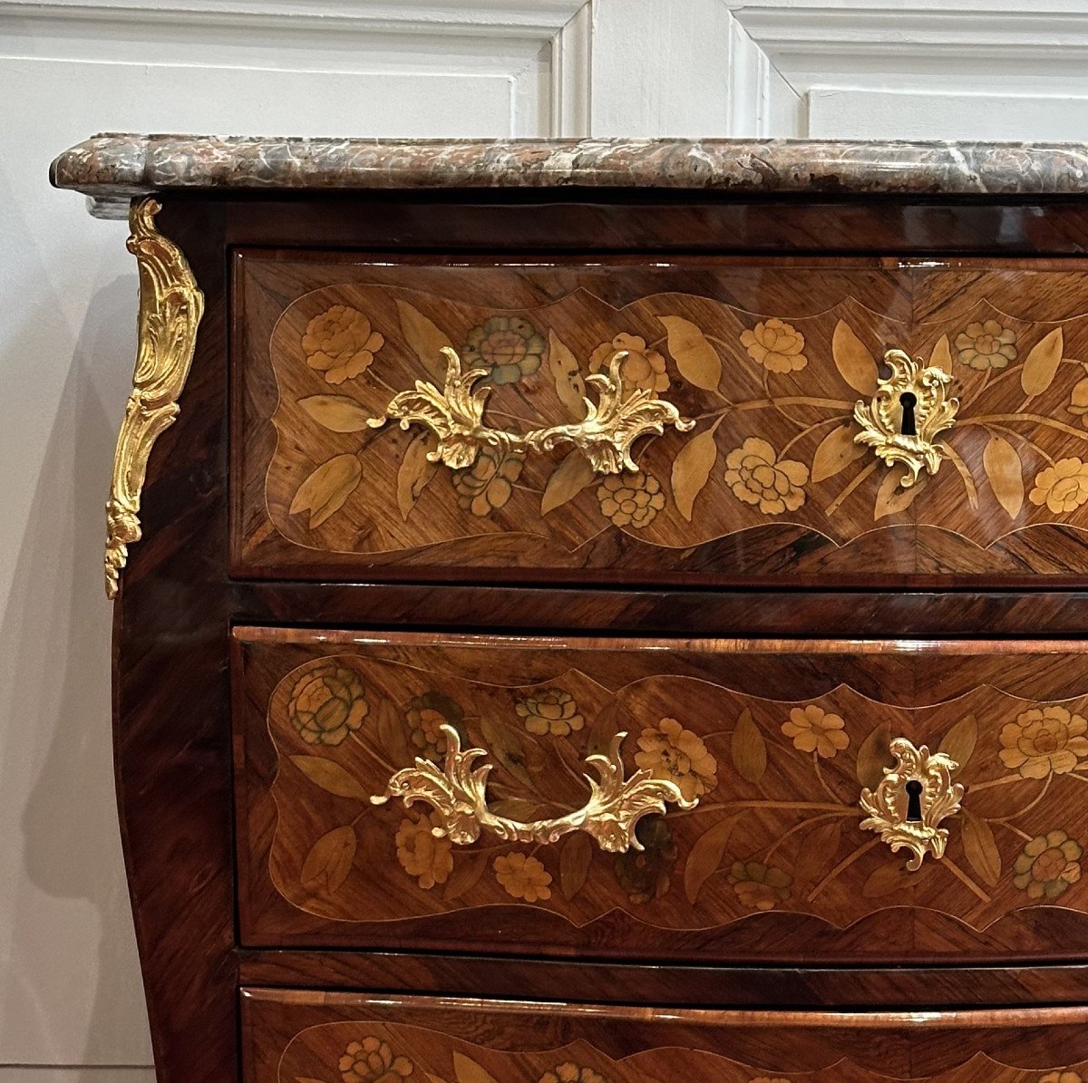 A Louis XV  Commode Flower Marquetry, Circa 1745-photo-3
