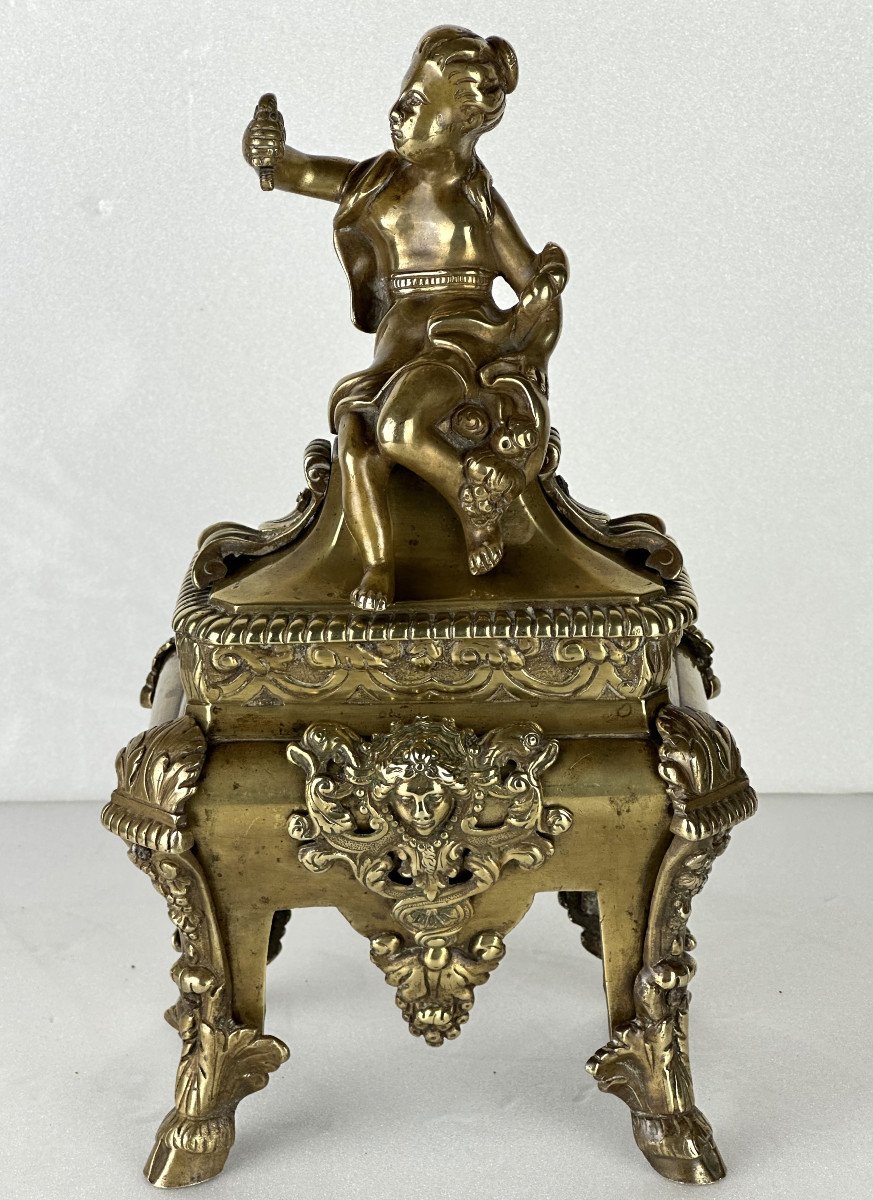 Paire de chenets en bronze doré d’époque Louis XIV, fin XVIIe début XVIIIe.-photo-4