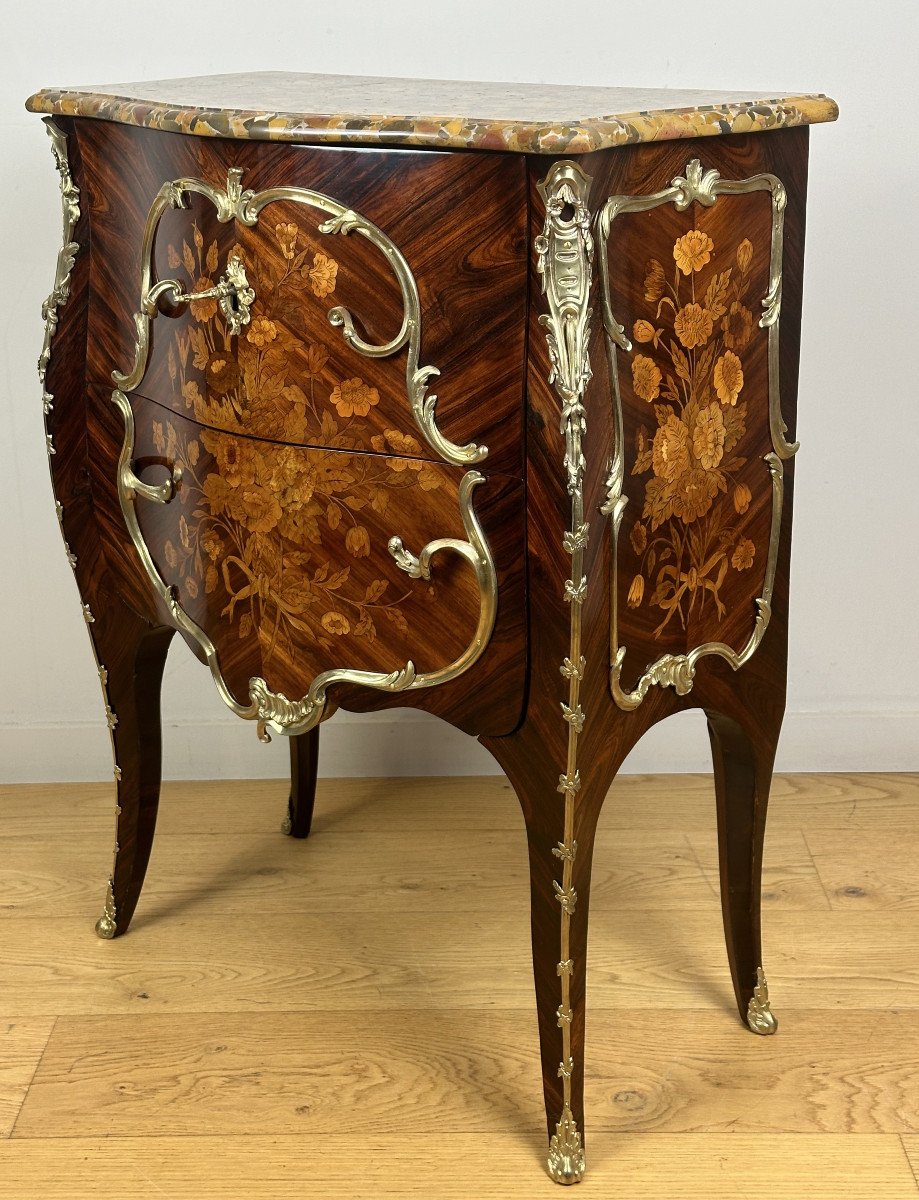 Delorme -Petite Commode Louis XV Estampillée Delorme Vers 1765-photo-3