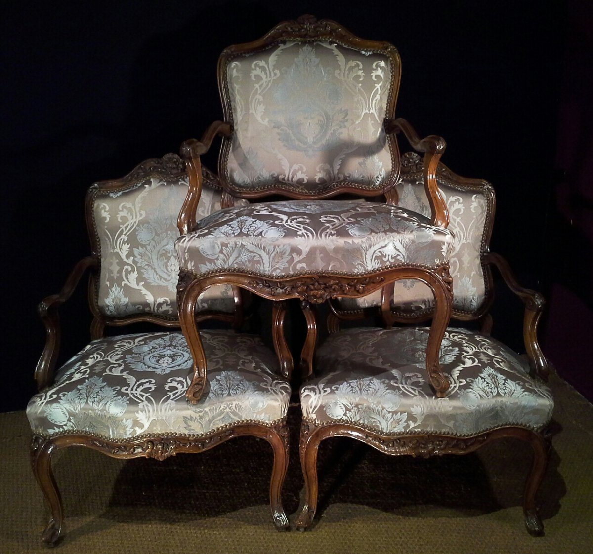 Paires De Fauteuils Lyonnais d'Une Série De Six D’époque Louis XV Attribués à Pierre Nogaret-photo-7