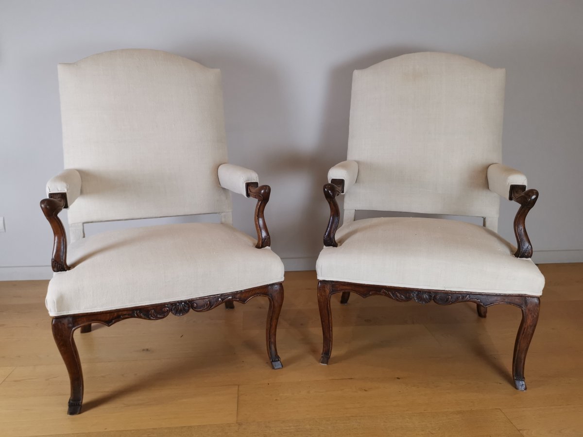 Paire De Fauteuils D’époque Régence Vers 1720-1730.