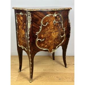 Petite Commode Louis XV Estampillée Delorme Vers 1765