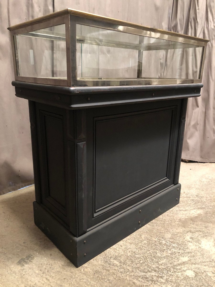 Old Shop Counter Display Cabinet. -photo-2