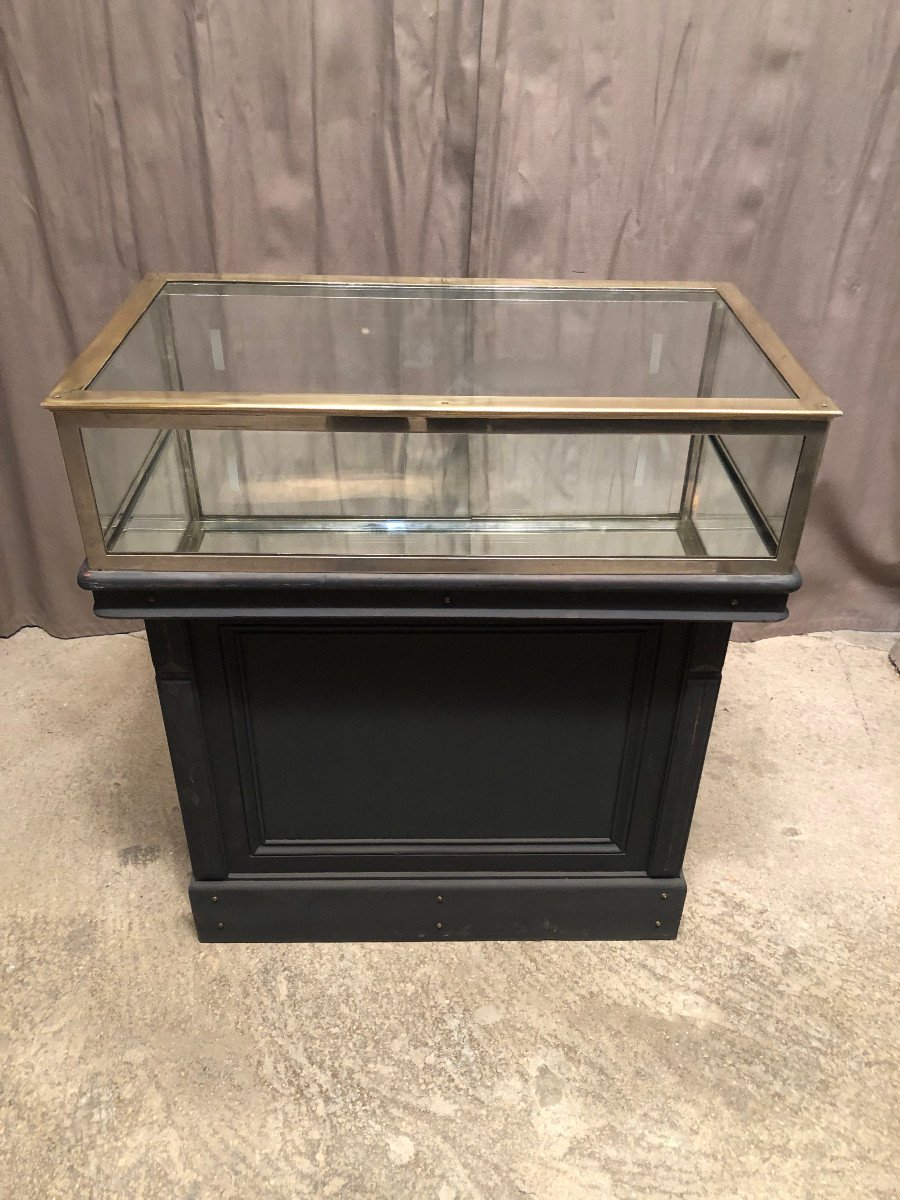 Old Shop Counter Display Cabinet. 