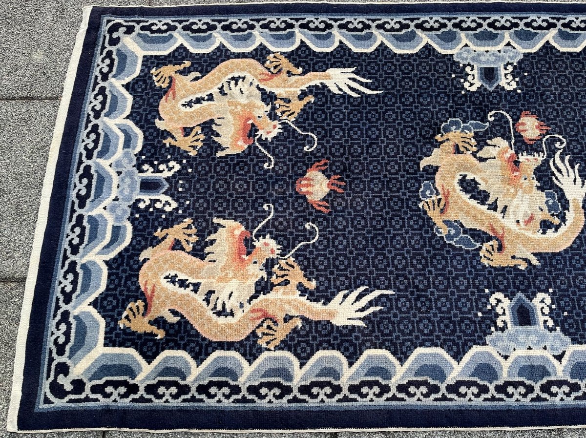 Chinese Rug Decorated With Dragons-photo-2