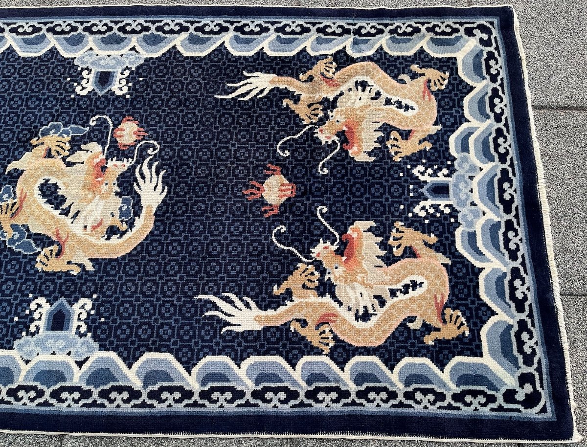 Chinese Rug Decorated With Dragons-photo-3