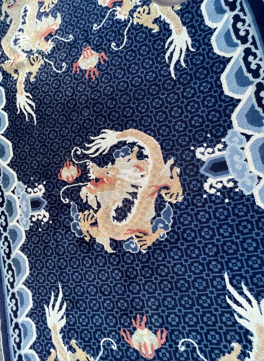 Chinese Rug Decorated With Dragons-photo-4