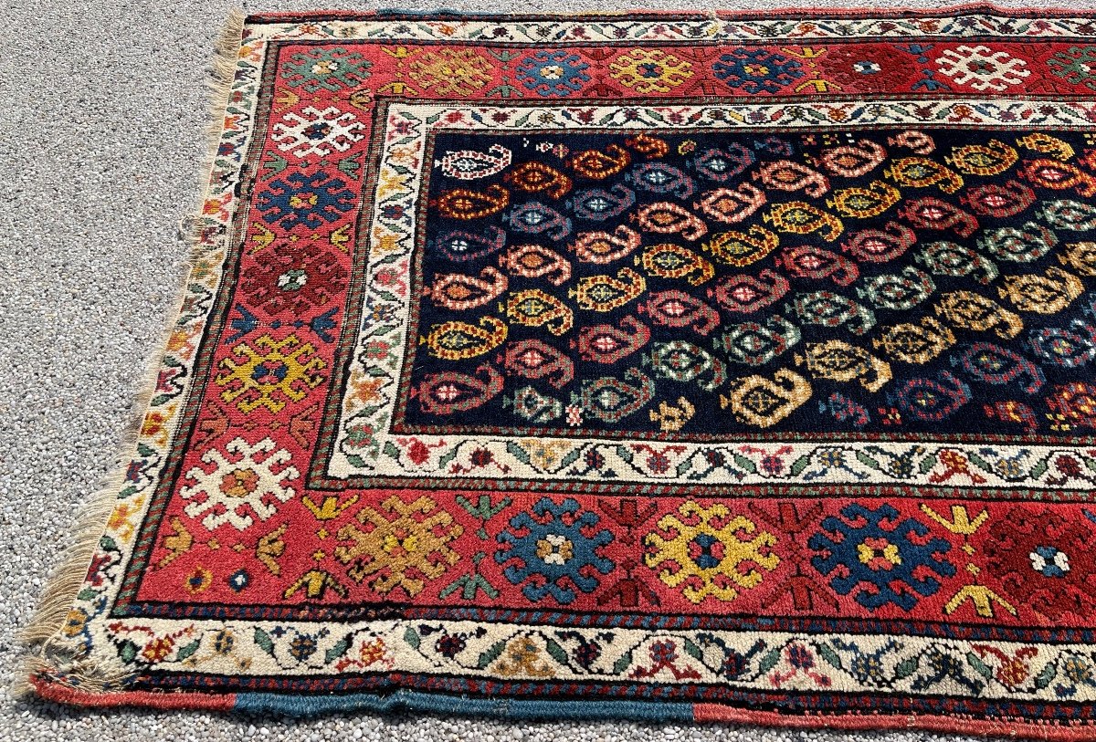 Old Caucasian Gendje Carpet. Late 19th-photo-1