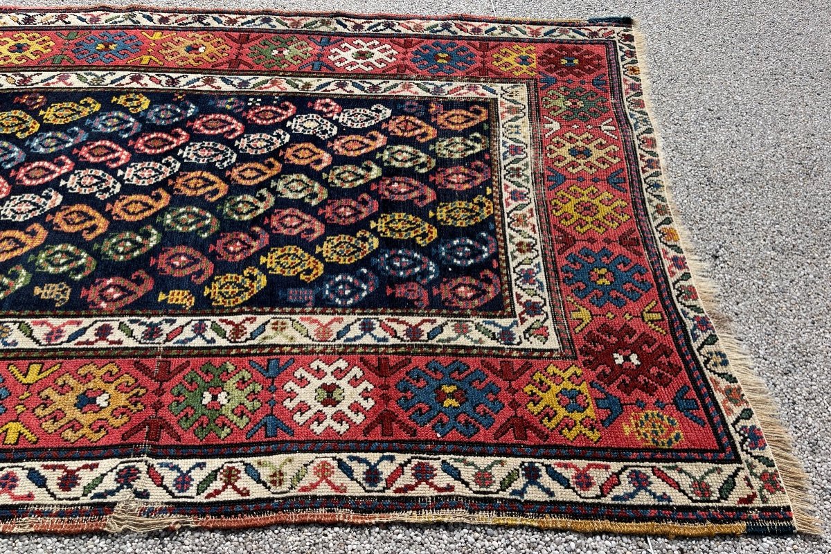 Old Caucasian Gendje Carpet. Late 19th-photo-4