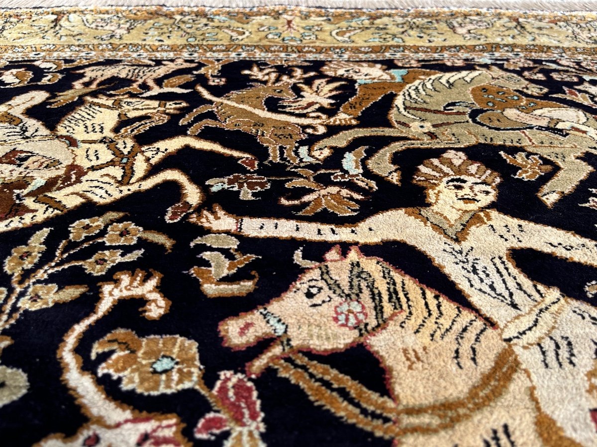 Ghoum Silk Persian Rug-photo-2