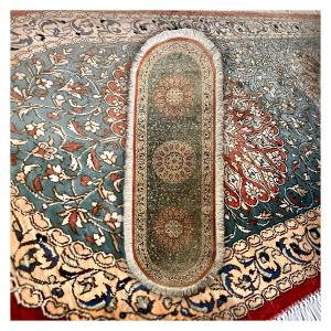  Sino Hereke Oval Silk Rug