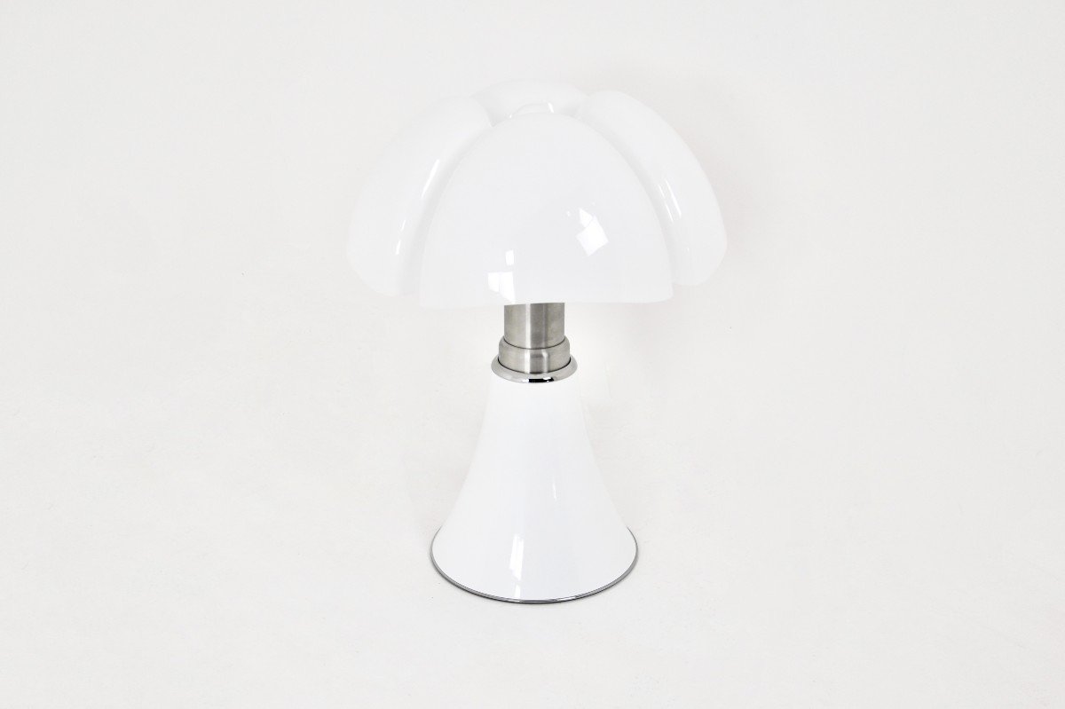 White Pipistrello Lamp By Gae Aulenti For Martinelli Luce-photo-1