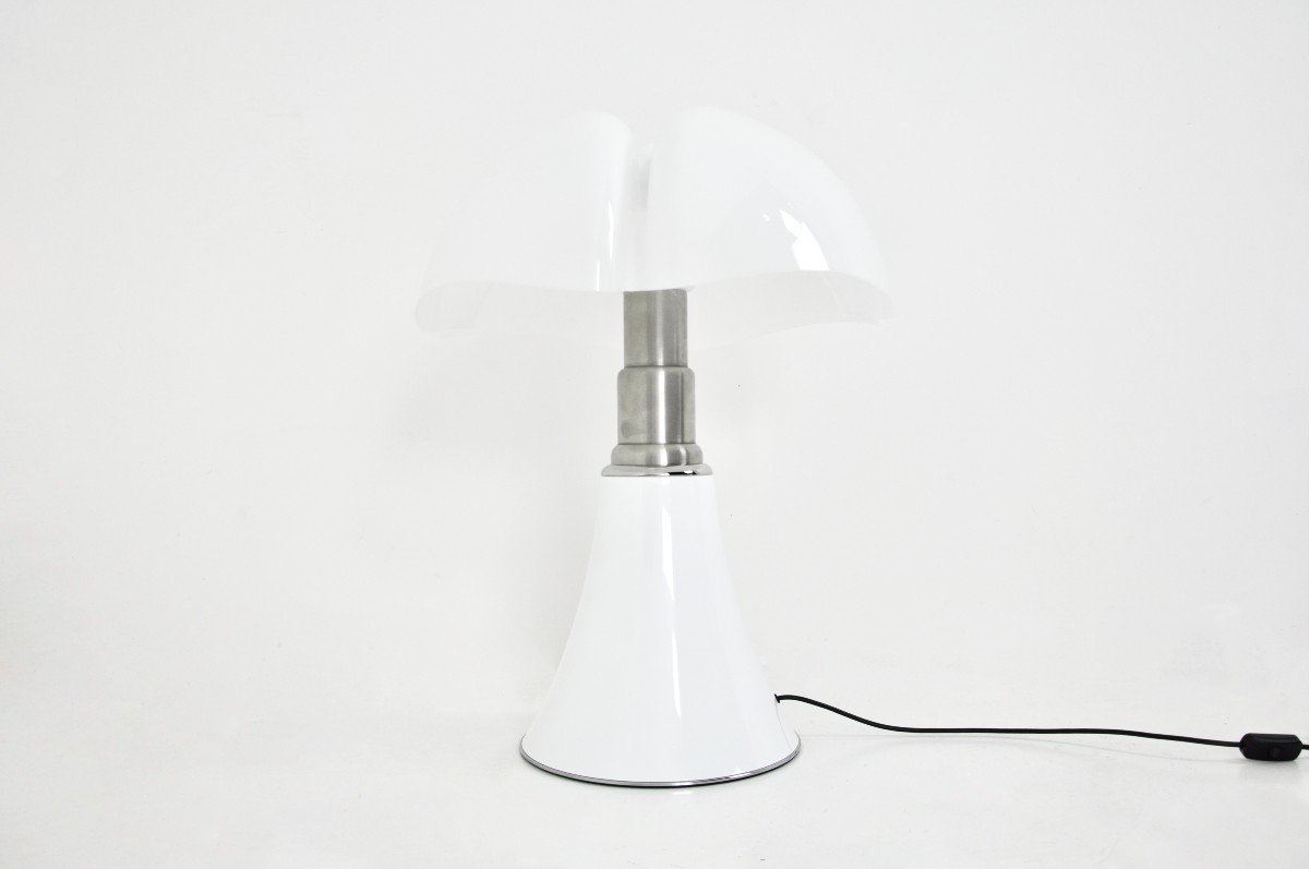 White Pipistrello Lamp By Gae Aulenti For Martinelli Luce-photo-5