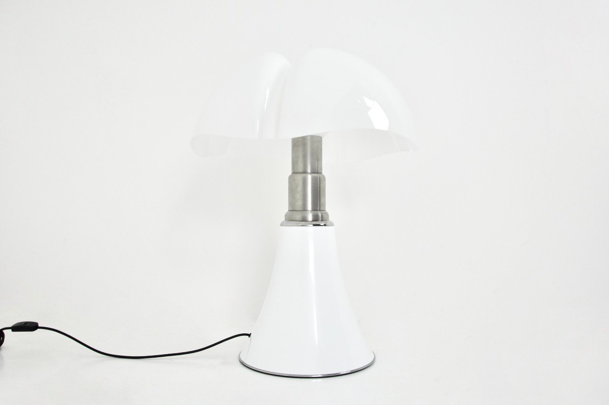 White Pipistrello Lamp By Gae Aulenti For Martinelli Luce-photo-7