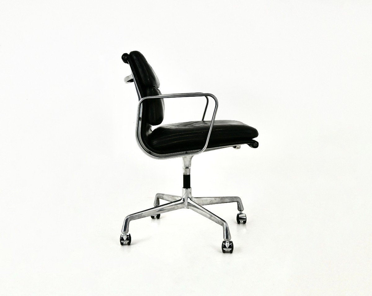  Fauteuil En Cuir Noir  Par Charles Et Ray Eames Pour Herman Miller, Années 1970-photo-4