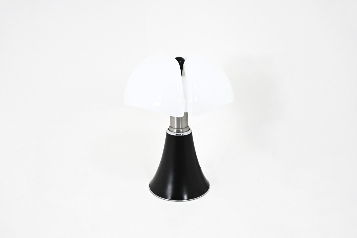 Lampe Pipistrello Noire De Gae Aulenti Pour Martinelli Luce, Années 1960-photo-1